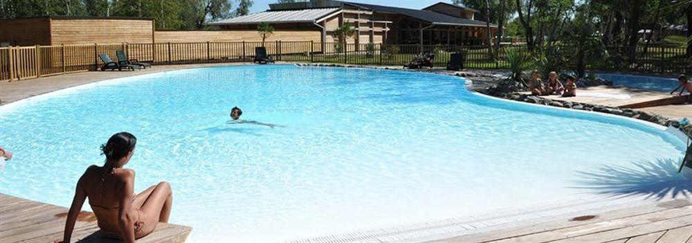 Le Village Du Lac Caravan Park Брюж Екстериор снимка