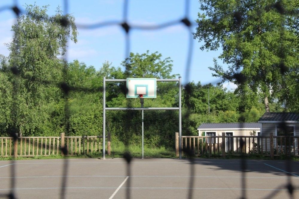 Le Village Du Lac Caravan Park Брюж Екстериор снимка
